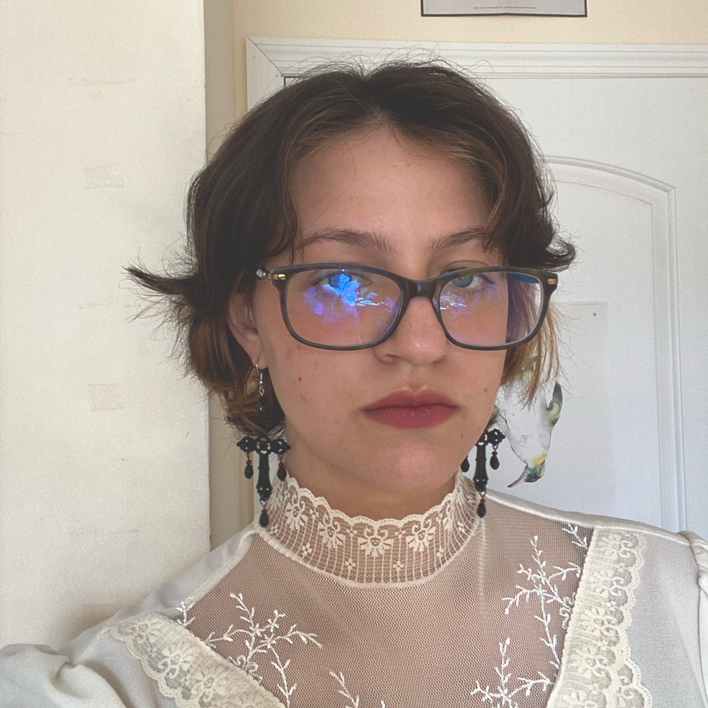 Meet your Posher, Hannah